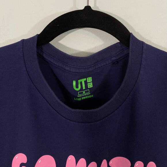 Uniqlo X Line Friends Women Navy "Go With Love" Short Sleeve Graphics Tee Size M - Picture 2 of 5